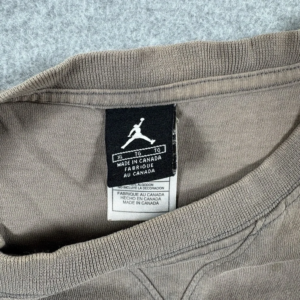 Vintage 90s Y2K Jordan Center Logo Tee XL Gray Yellow Jumpman Embroidered Faded